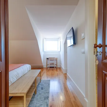 Alado Bed & Breakfast 3*